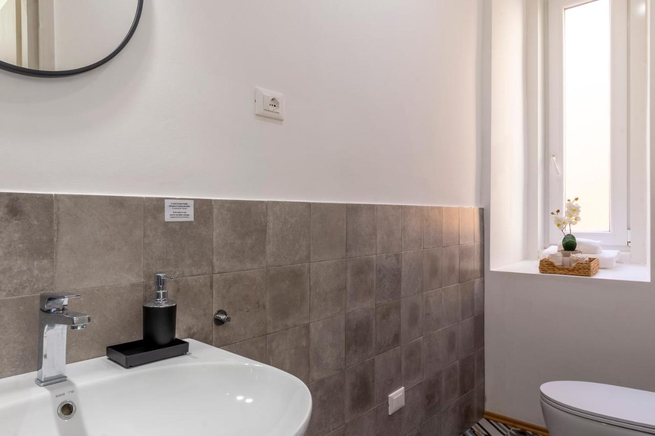 Lovely Guest-Room With Private Bathroom Трієст Екстер'єр фото