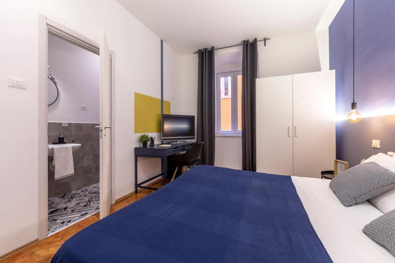 Lovely Guest-Room With Private Bathroom Трієст Екстер'єр фото