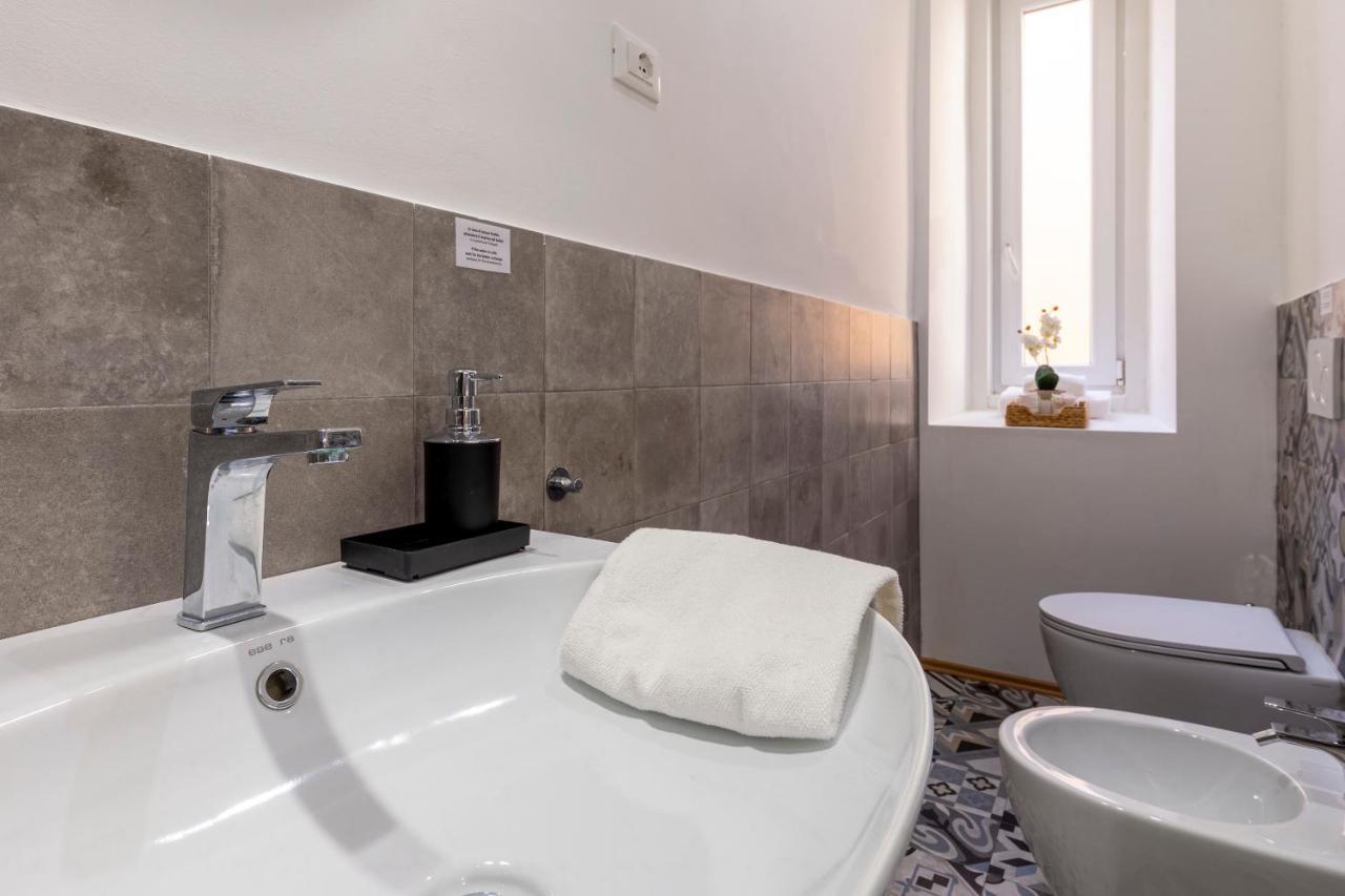 Lovely Guest-Room With Private Bathroom Трієст Екстер'єр фото